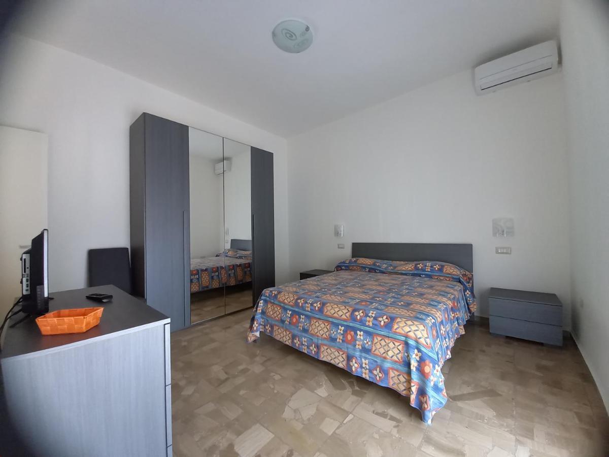 B&B La Vela Villa Rosa Di Martinsicuro Ngoại thất bức ảnh