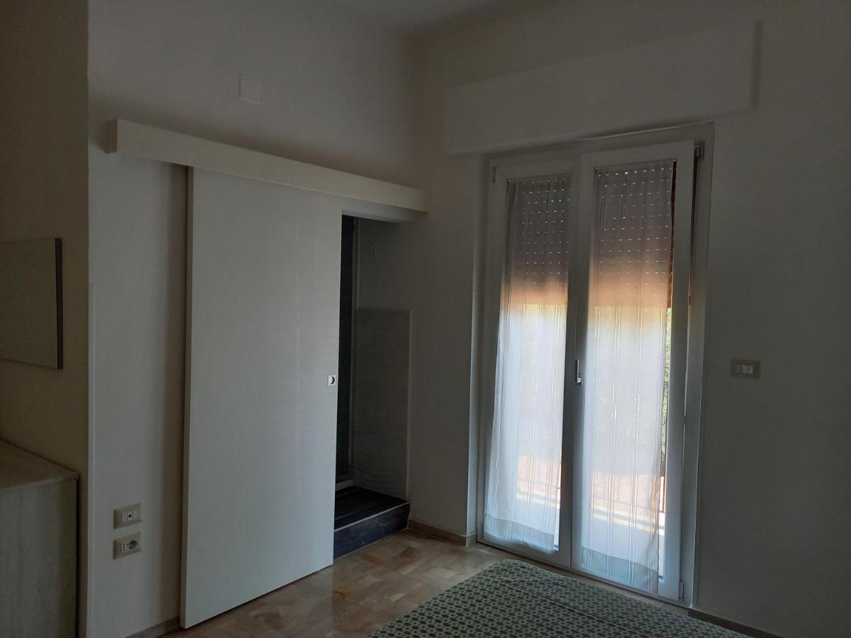 B&B La Vela Villa Rosa Di Martinsicuro Ngoại thất bức ảnh
