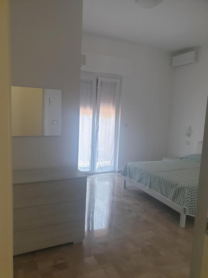 B&B La Vela Villa Rosa Di Martinsicuro Ngoại thất bức ảnh