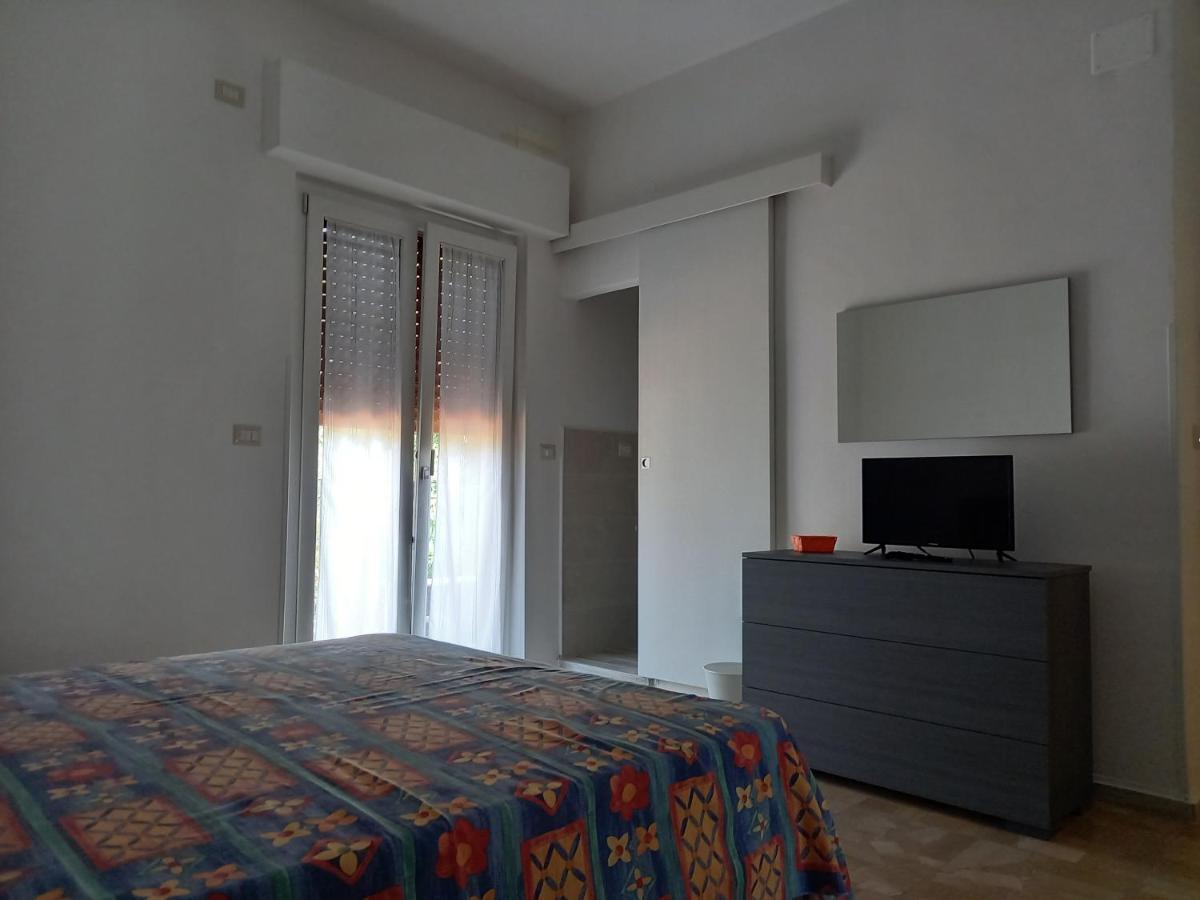 B&B La Vela Villa Rosa Di Martinsicuro Ngoại thất bức ảnh